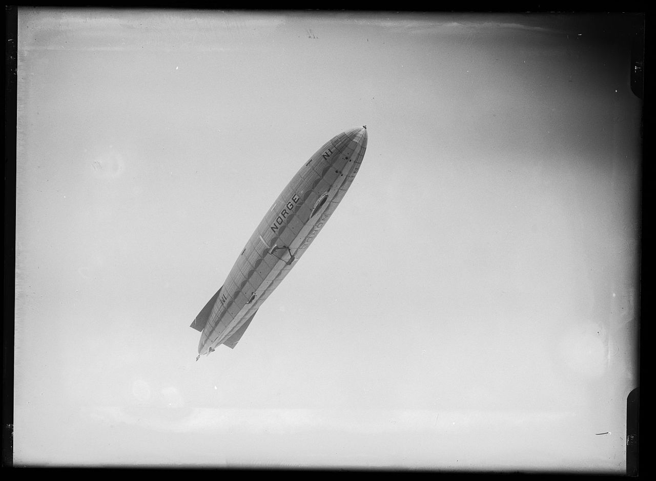 Фото пролетающей «Норвегии» с земли