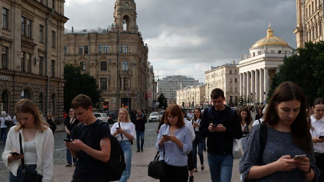 Жителей Подмосковья предупредили о сбоях в работе мобильного интернета. Какие приложения будут работать при отключениях - 1 Жителей Подмосковья предупредили о сбоях в работе мобильного интернета. Какие приложения будут работать при отключениях - 1
