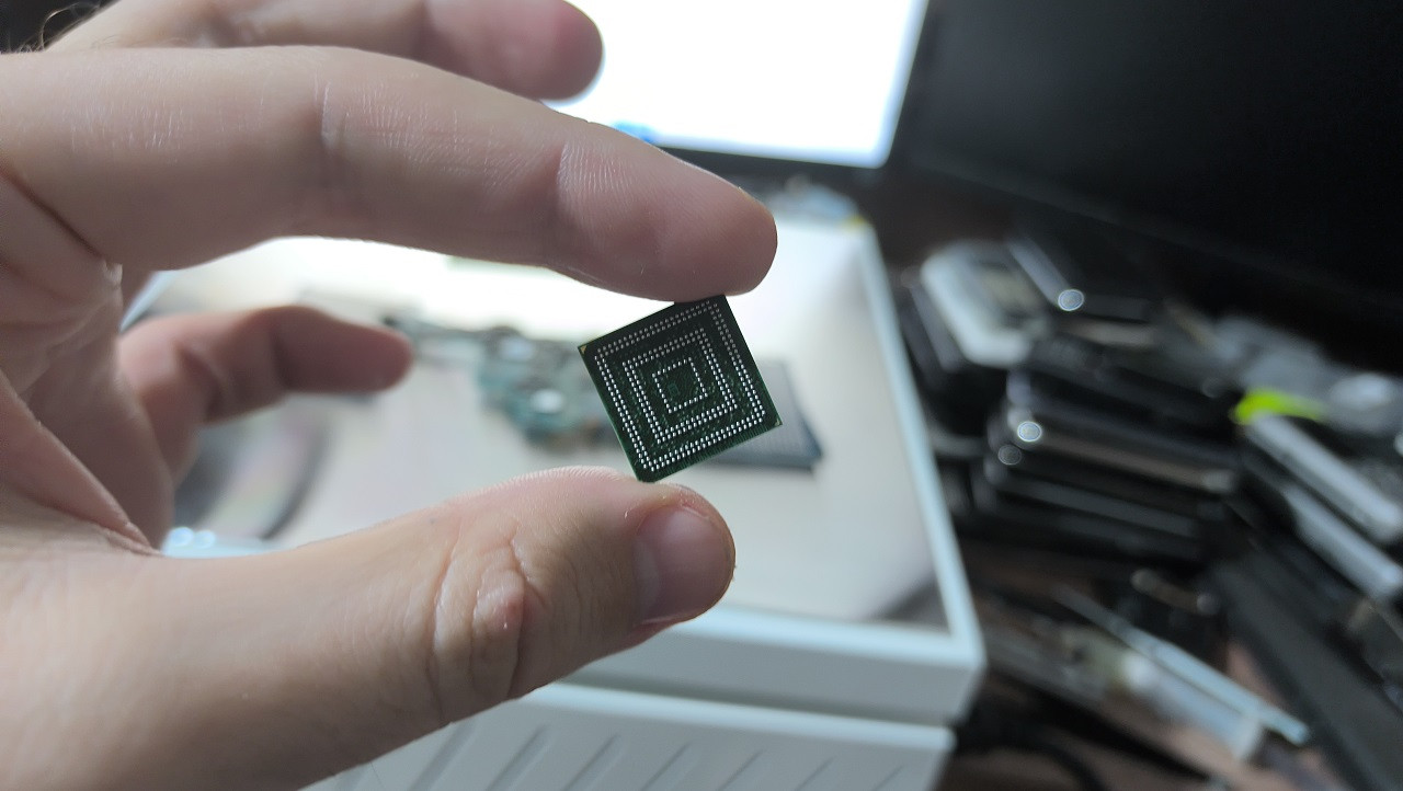 Перекатанный Mechacon готов к установке в PSP