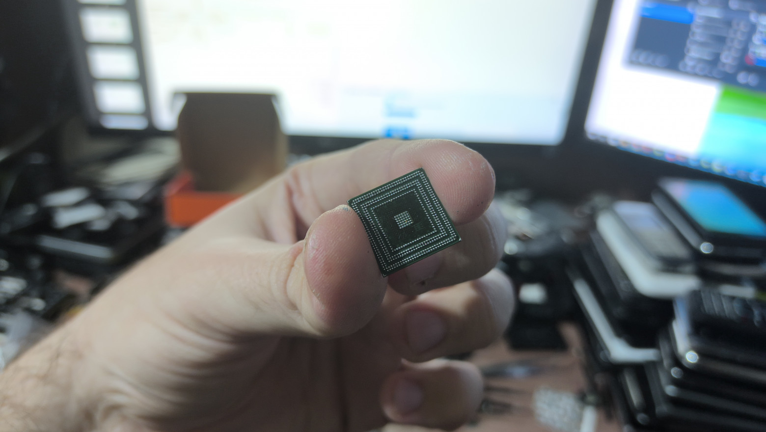 Японское инженерное чудо: что скрывается внутри Sony PSP? - 9