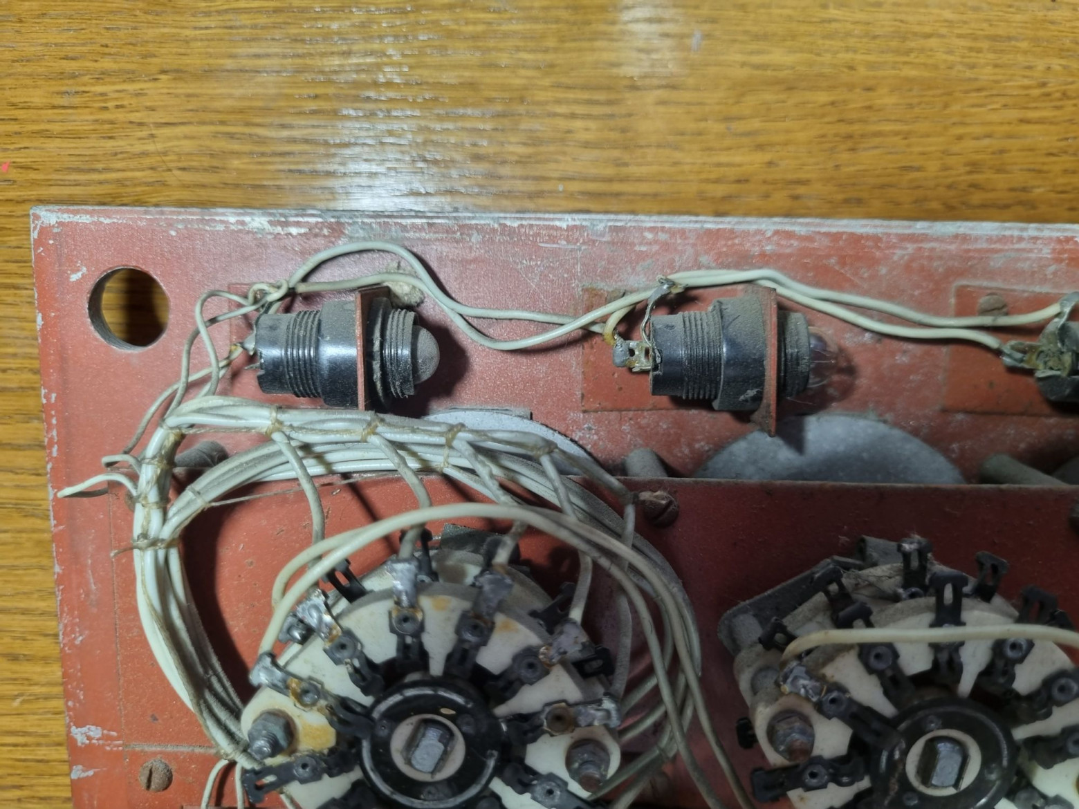 Фамипия. Оживляем раритетный домофон с тремя ручками - 14