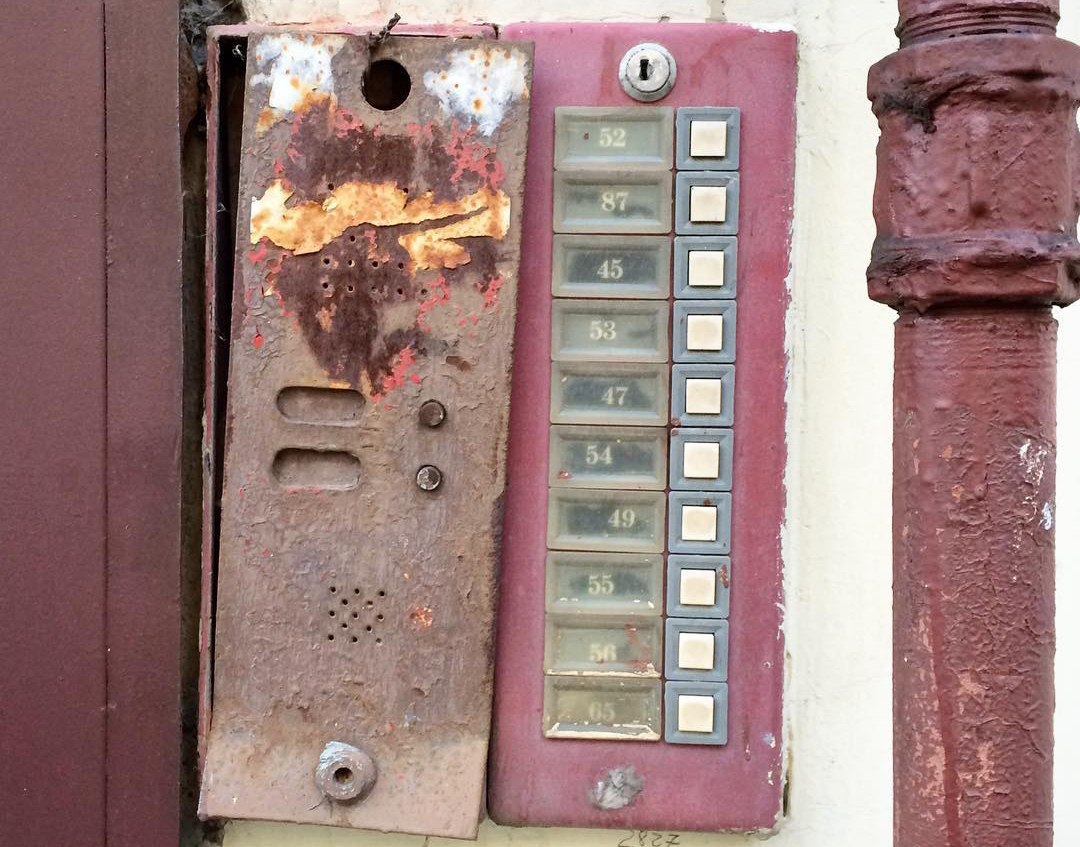 Фамипия. Оживляем раритетный домофон с тремя ручками - 4