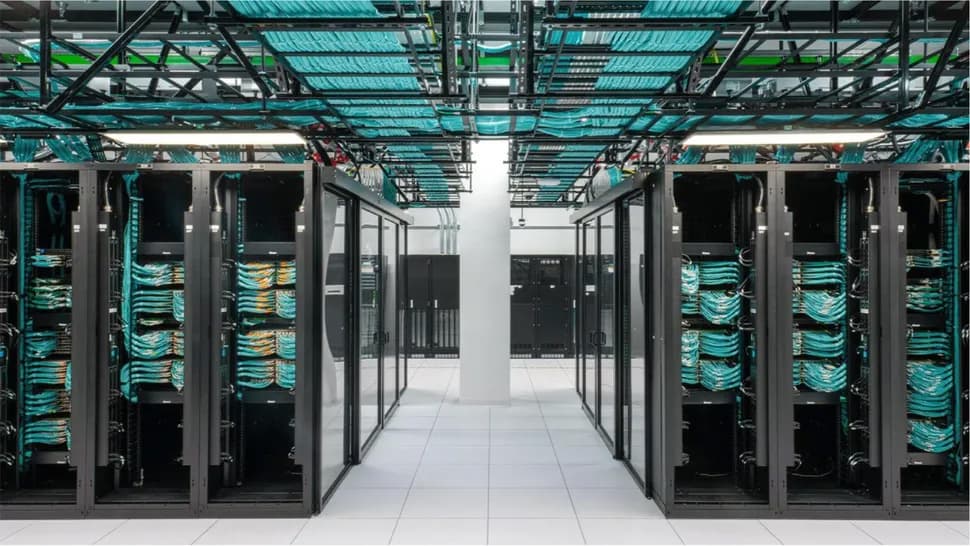 SoftBank готовится построить в Огайо один из самых больших дата-центров в мире — на 10 ГВт (как у девяти ядерных реакторов) - 1 SoftBank готовится построить в Огайо один из самых больших дата-центров в мире — на 10 ГВт (как у девяти ядерных реакторов) - 1