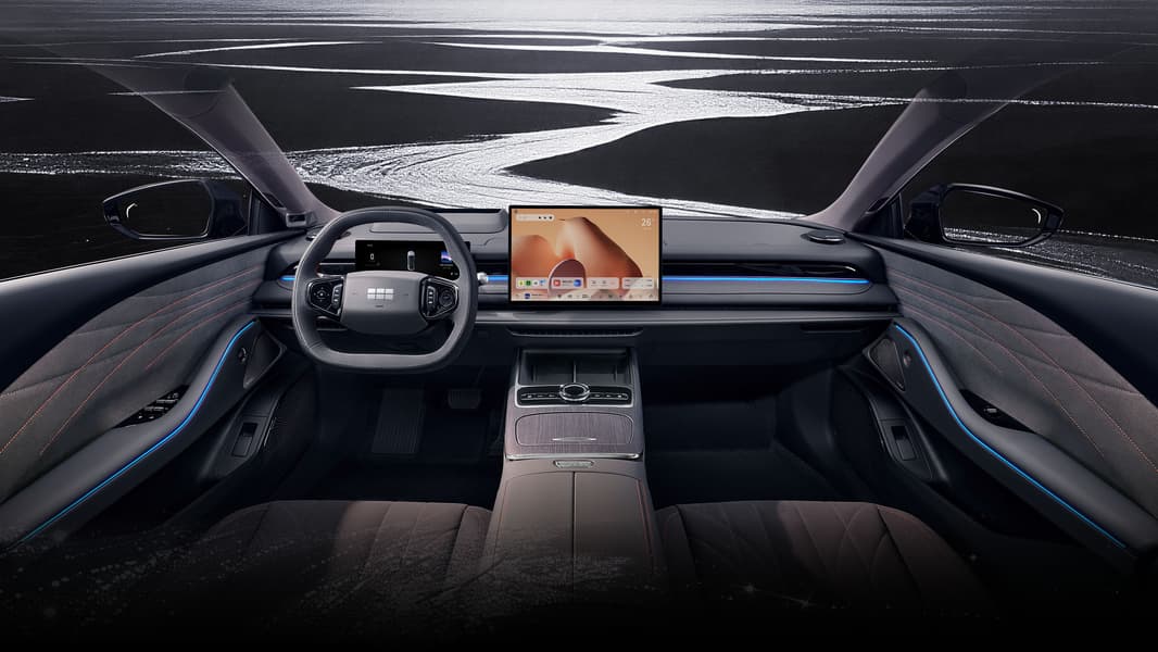 BYD и Toyota пора закрываться? Большой гибридный седан Geely Galaxy Star 8 Voyager с запасом хода 1700 км на баке бензина, вышел в предзаказ с ценой всего 143 тыс. юаней (1,75 млн рублей) - 4 BYD и Toyota пора закрываться? Большой гибридный седан Geely Galaxy Star 8 Voyager с запасом хода 1700 км на баке бензина, вышел в предзаказ с ценой всего 143 тыс. юаней (1,75 млн рублей) - 4