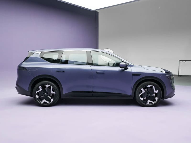 Кроссовер Nissan, который метит в конкуренты Li Auto L6. В Китае начали принимать предзаказы на новый Nissan NX8 — он может быть как гибридом, так и чистым электромобилем - 2