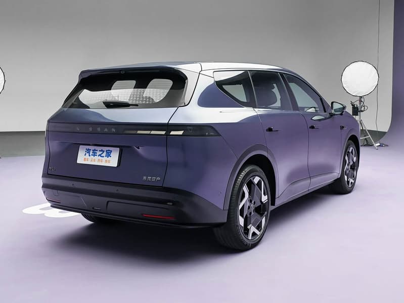 Кроссовер Nissan, который метит в конкуренты Li Auto L6. В Китае начали принимать предзаказы на новый Nissan NX8 — он может быть как гибридом, так и чистым электромобилем - 3