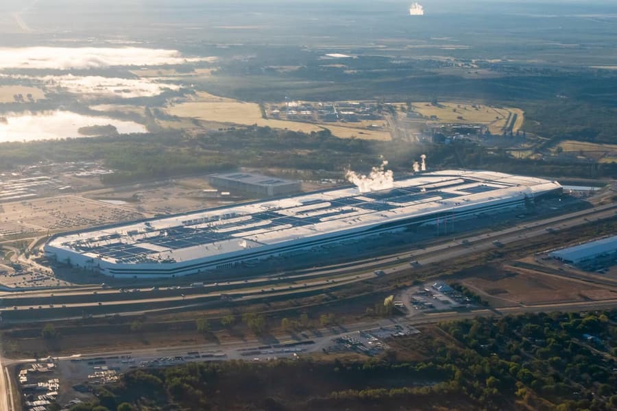 Более 9,3 млн кв. м: самый большой в мире завод микросхем Terafab — в 10 раз больше Gigafactory Texas, как три Центральных парка в Нью-Йорке - 1 Более 9,3 млн кв. м: самый большой в мире завод микросхем Terafab — в 10 раз больше Gigafactory Texas, как три Центральных парка в Нью-Йорке - 1