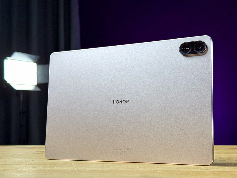 Прочный и долгоиграющий: в России стартовали продажи планшета Honor Pad X8b - 2