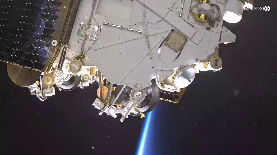 «Российский Starlink» уже на орбите: БЮРО 1440 запустило сразу 16 спутников, группировка «Рассвет» обеспечит скорость интернет-доступа до 1 Гбит с в любой точке Земли - 1