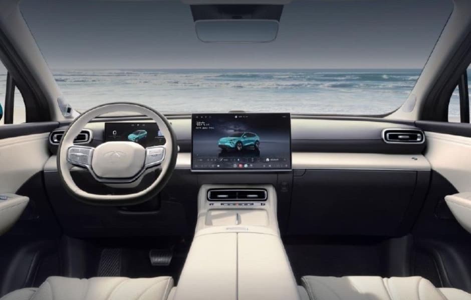 У Chery появился просторный гибридный кроссовер с автопилотом, 510 л.с. и запасом хода 2000 км за 170 тыс. юаней (2,0 млн рублей). Это Chery Fulwin T9L - 2