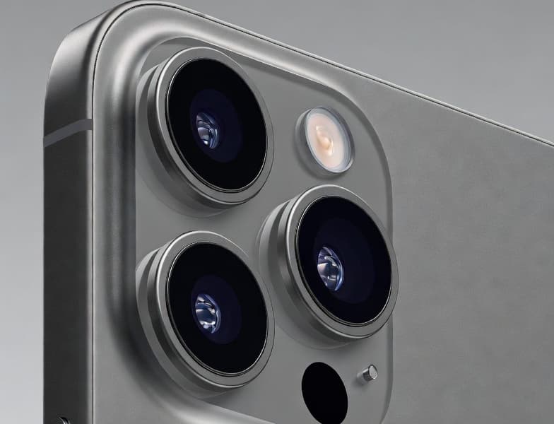 Apple готовит мощный апгрейд камер: iPhone получит новый большой сенсор и OIS в сверхширокоугольном модуле - 1