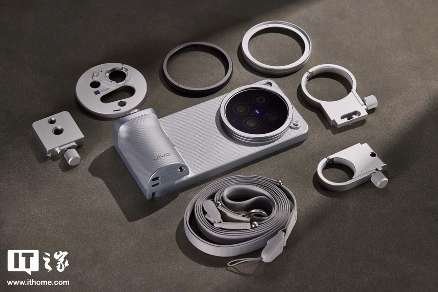 Претендент на звание лучшего камерофона 2026 года. Комплект поставки Vivo X300 Ultra с набором для любителей мобильного фото показали вживую - 3