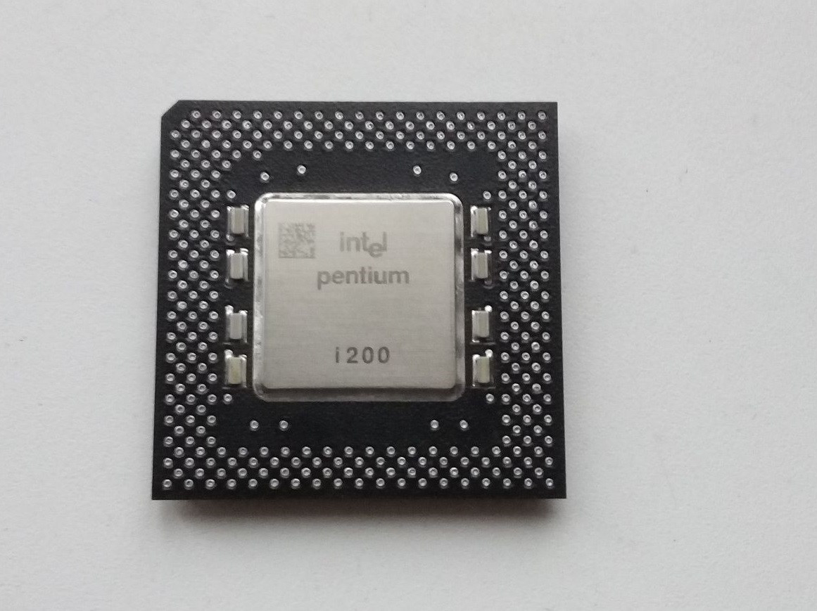 FOOF. Воспроизводим легендарный баг в процессоре Pentium - 4 FOOF. Воспроизводим легендарный баг в процессоре Pentium - 4