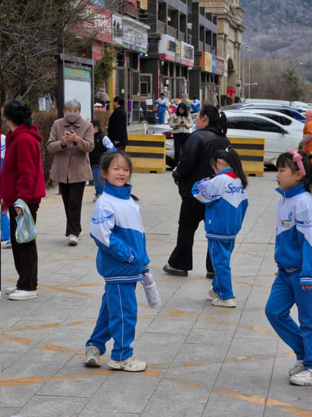 Samsung Galaxy S26 Ultra и Vivo X300 Ultra сравнили в реальной съёмке с 5-кратным зумом - 1 Samsung Galaxy S26 Ultra и Vivo X300 Ultra сравнили в реальной съёмке с 5-кратным зумом - 1