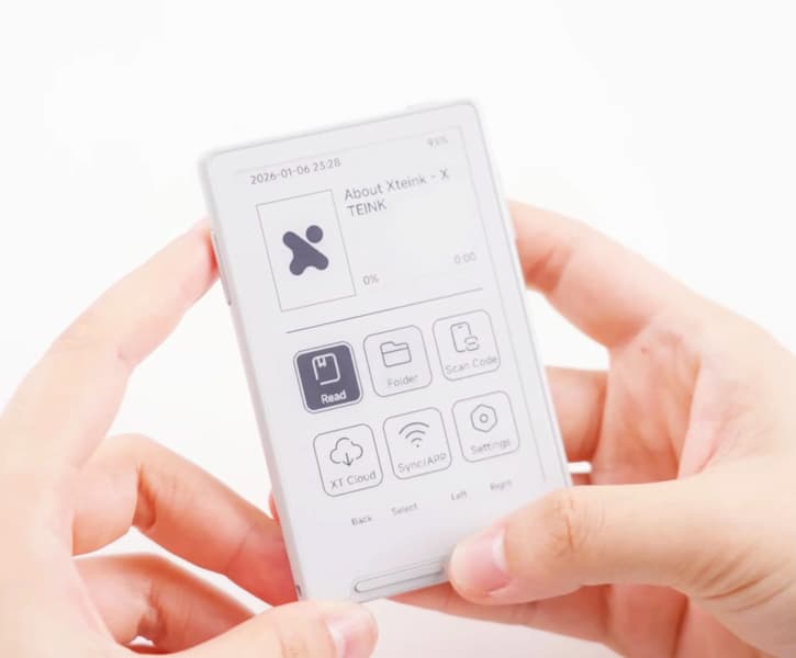 Идеальный аксессуар для iPhone 17? Представлена электронная книга Xteink X3 с экраном 3,7 дюйма, она магнитится к крышке смартфона - 1