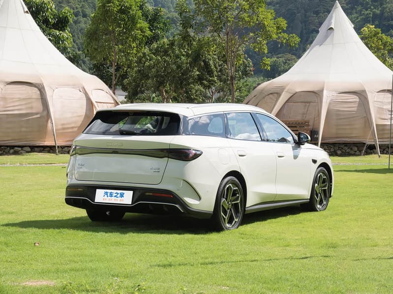 Для тех, кому ездить много и дешево: представлены BYD Seal 2026 06GT и Seal 2026 06 DM-i Touring Edition — от 112 тыс. юаней (1,3 млн рублей) - 4 Для тех, кому ездить много и дешево: представлены BYD Seal 2026 06GT и Seal 2026 06 DM-i Touring Edition — от 112 тыс. юаней (1,3 млн рублей) - 4
