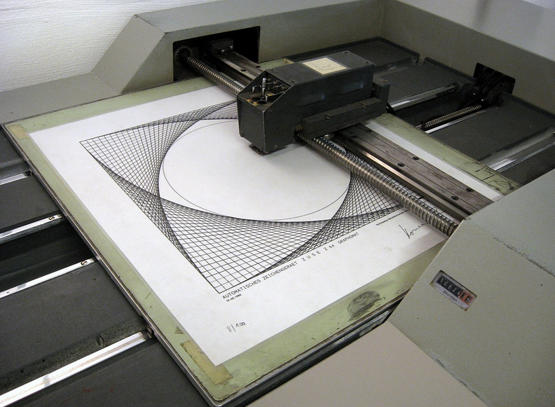 Википедия. Планшетный чертежный станок Graphomat Z64, Tomasz Sienicki. Photograph by Tomasz Sienicki (Собственная работа)