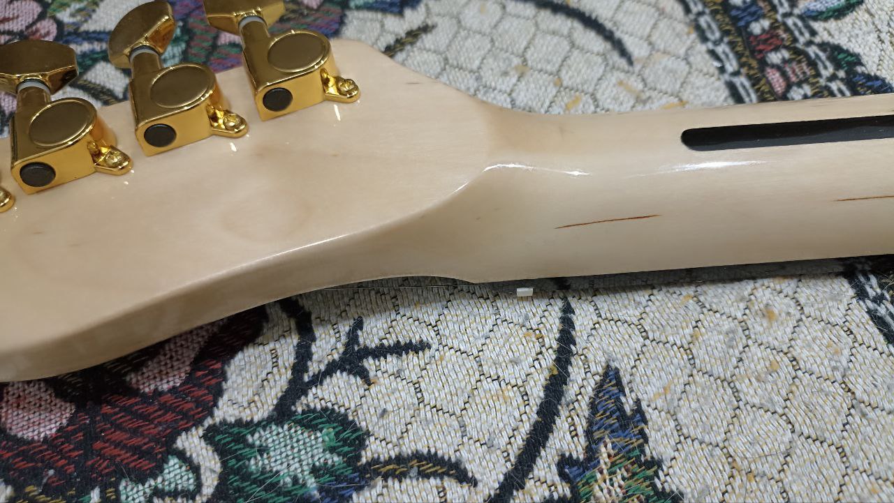 Это не Fender Buck Owens Telecaster, а подделка с Aliexpress - 17