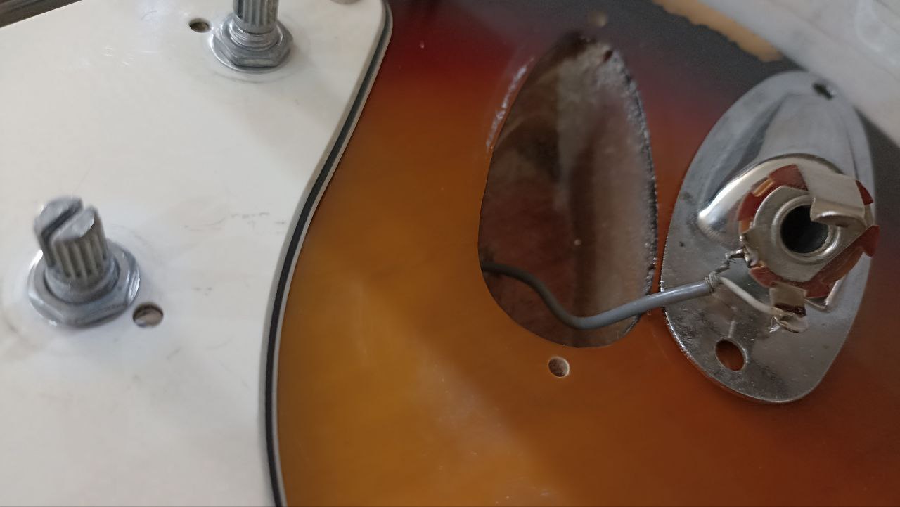 Это не Fender Buck Owens Telecaster, а подделка с Aliexpress - 23