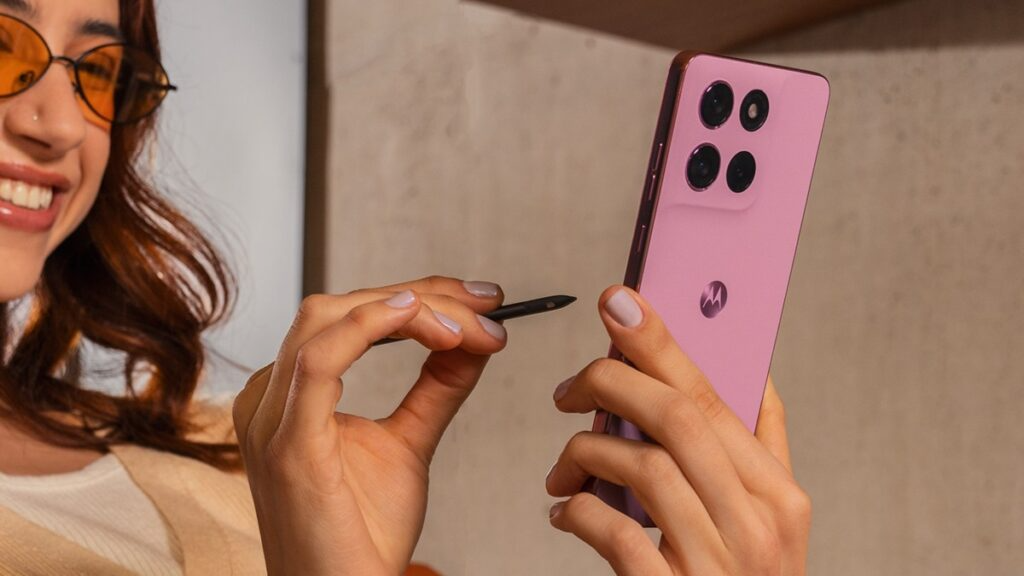 Представлен смартфон Moto G Stylus 2026: камера Sony, новый стилус, защита IP69 и яркость 5000 нит за 500 долларов - 1 Представлен смартфон Moto G Stylus 2026: камера Sony, новый стилус, защита IP69 и яркость 5000 нит за 500 долларов - 1