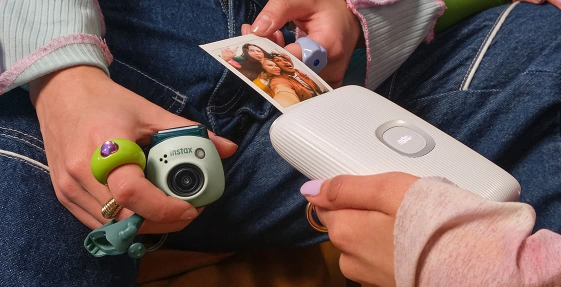 Представлена мини-камера Fujifilm Instax Pal для моментальных фото - 1 Представлена мини-камера Fujifilm Instax Pal для моментальных фото - 1