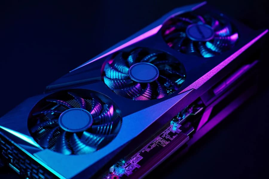 GeForce RTX 5090 уложила на лопатки на порядок более дорогие ИИ-ускорители в задачах взлома паролей - 1
