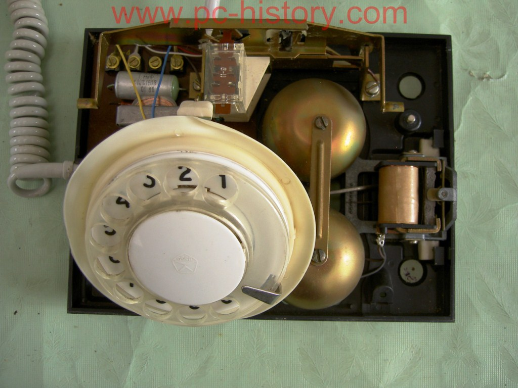 источник: https://ru.pc-history.com/telefon-vef-ta-72.html