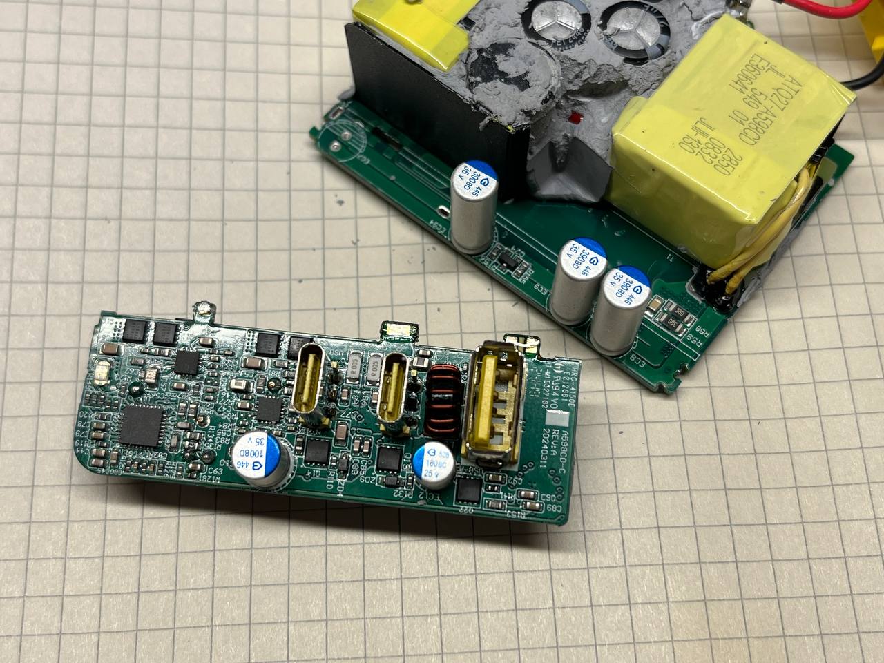 Рис.5. Выпаянная плата Power Delivery.