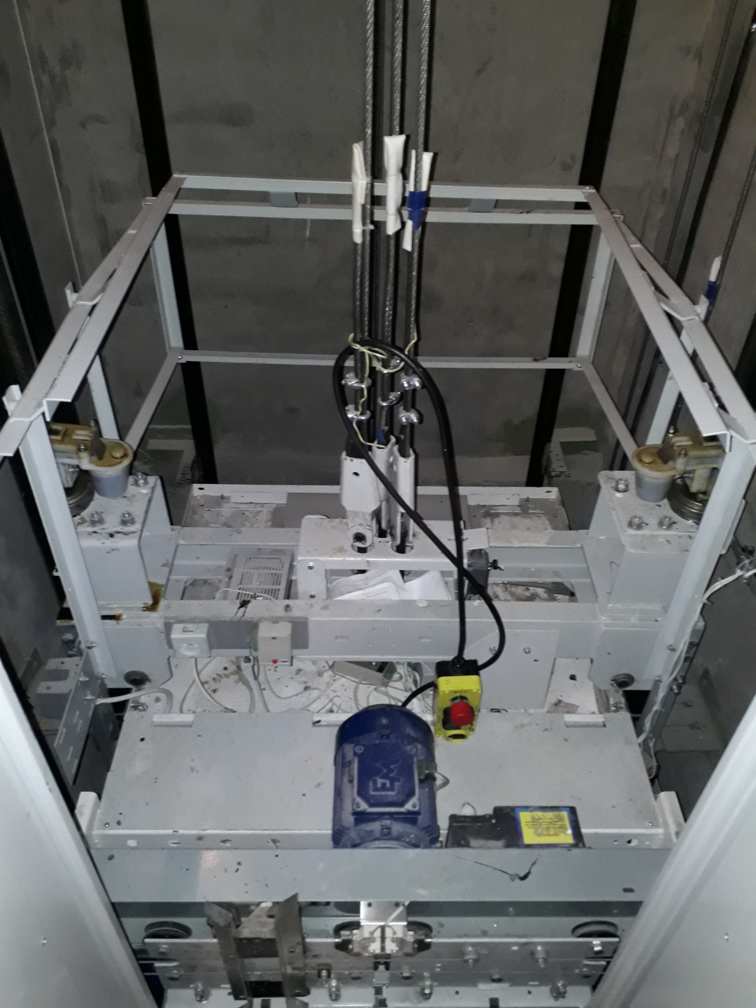 Если трос оборвался. Что произойдет с кабиной лифта в самом плохом случае? - 3