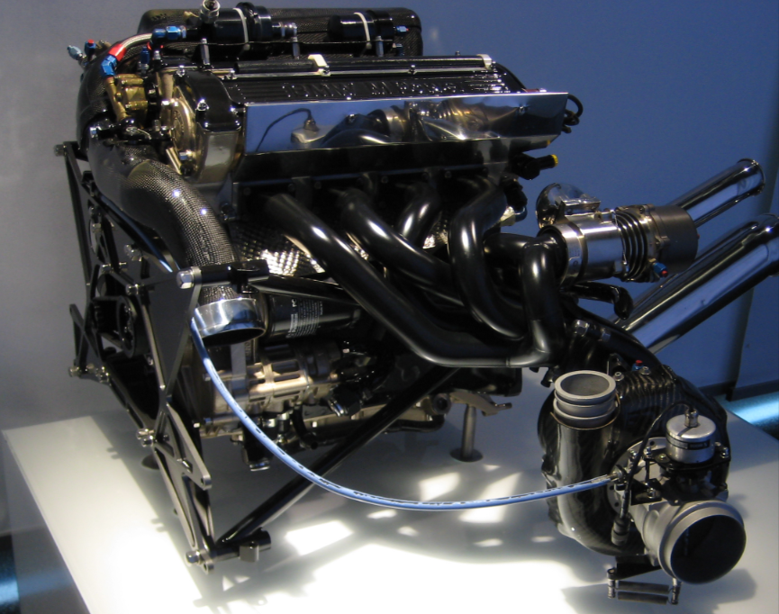 От самолётов до сковородок: 5 гениальных (и неожиданных) разработок BMW - 5