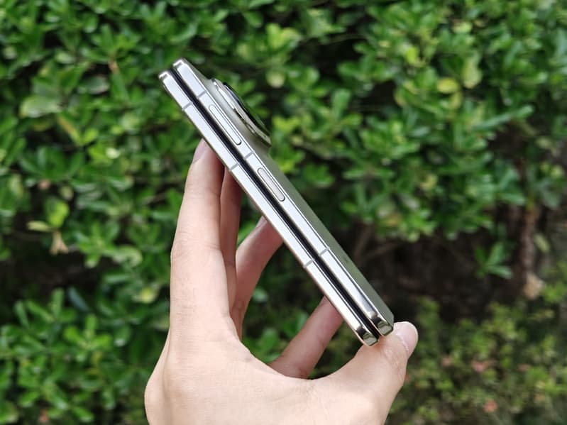 Это смартфон или планшет? Появились живые фото Huawei Pura X Max с экраном 16:10 и камерой XMAGE - 4