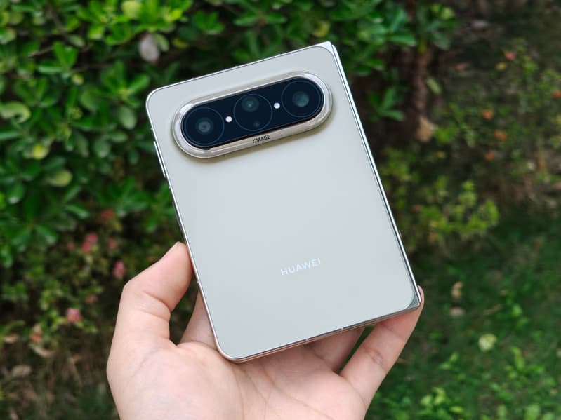 Это смартфон или планшет? Появились живые фото Huawei Pura X Max с экраном 16:10 и камерой XMAGE - 6