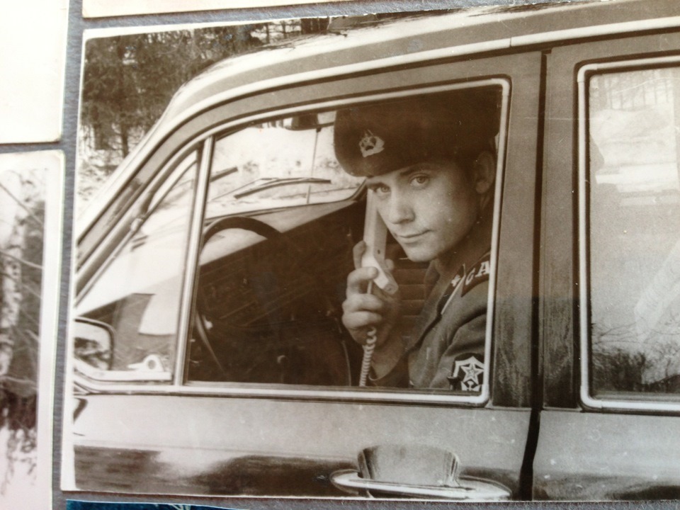 Фотография из журнала «Радио». Военный с «Алтаем»