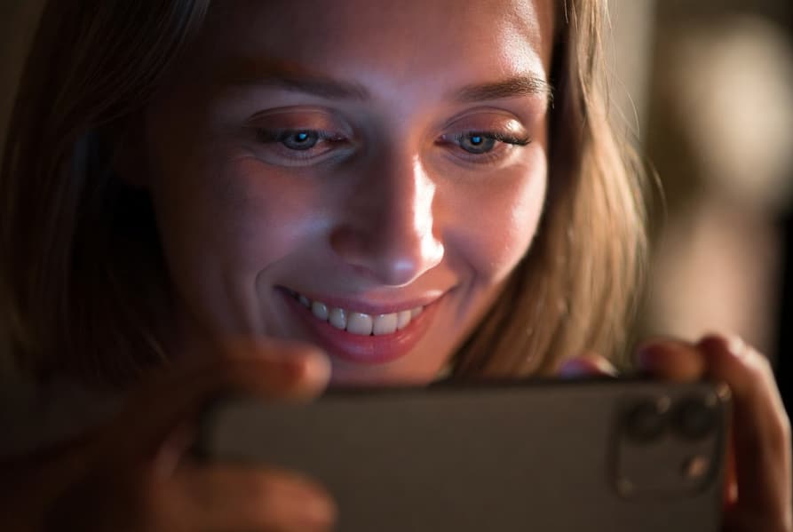 На фоне проблем с Telegram спрос на отечественные мессенджеры взлетел в разы, хотя «Макс» упоминают редко - 1