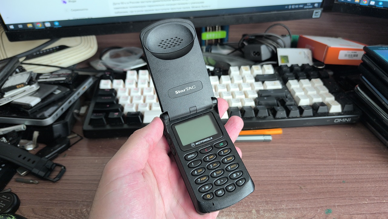 Тайна Motorola StarTAC: полный анализ схемотехники телефона из 90-х - 3 Тайна Motorola StarTAC: полный анализ схемотехники телефона из 90-х - 3