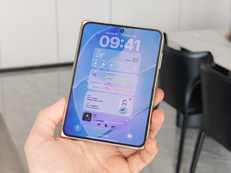 Самые реалистичные изображения iPhone Ultra появились в Сети - 2