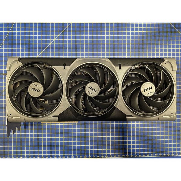 Европейский ретейлер начал продавать очень дешевые GeForce RTX 5090 за 1500 евро. Но есть нюанс: видеокарты не работают - 1