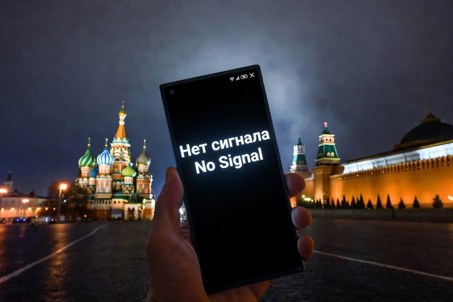 Минцифры России: мобильный интернет и SMS отключат 9 мая, не будет даже доступа к «белым спискам» - 1
