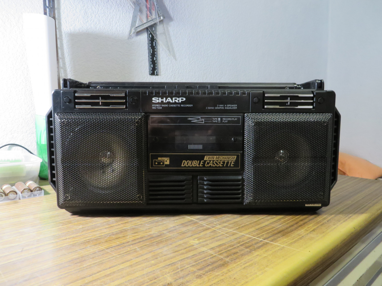 Sharp WQ-T234: переносная магнитола из 1987 года - 19 Sharp WQ-T234: переносная магнитола из 1987 года - 19