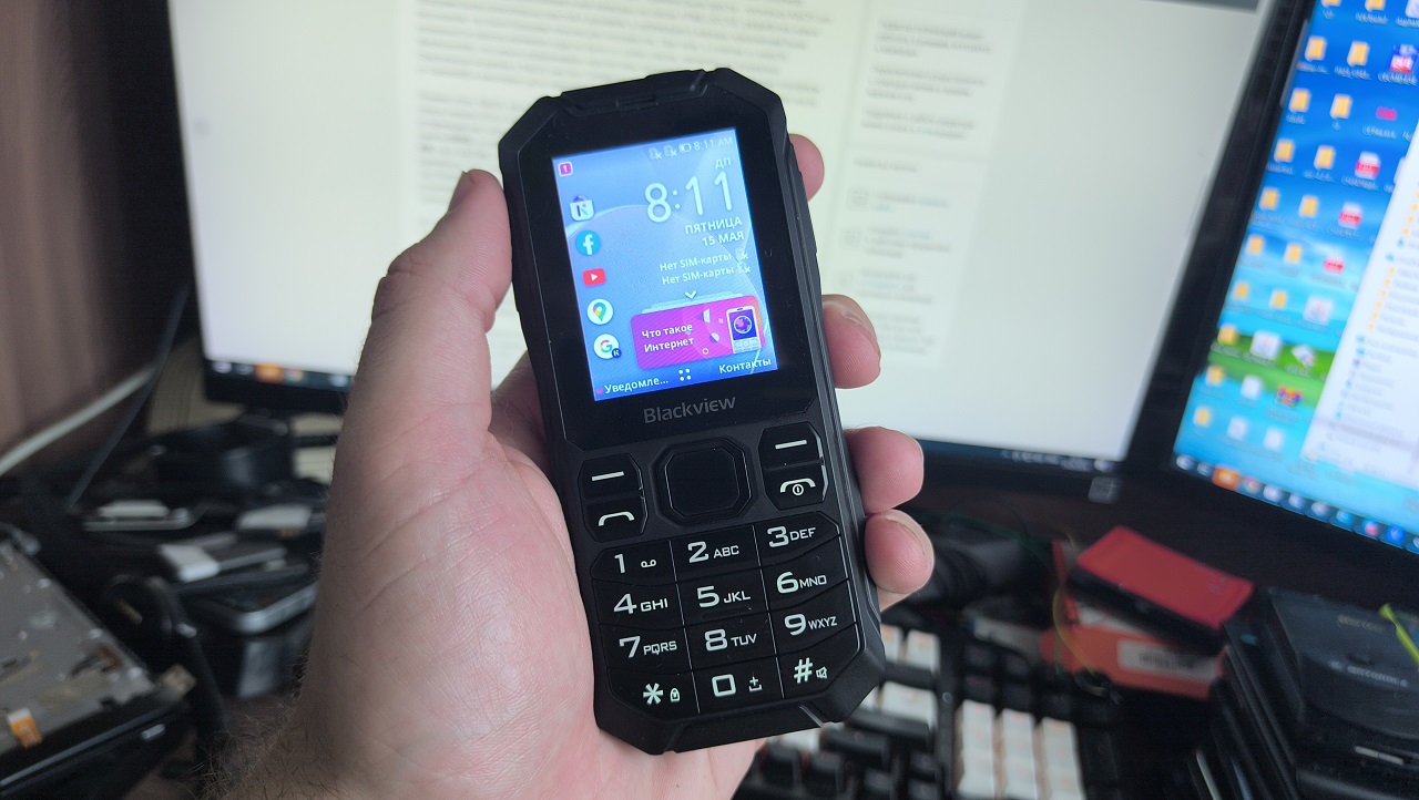 Я начал коллекционировать телефоны на KaiOS :) Что-то в них есть эдакое. Пока в моей коллекции только Nokia «банан», Blackview N100 и Nobby 240