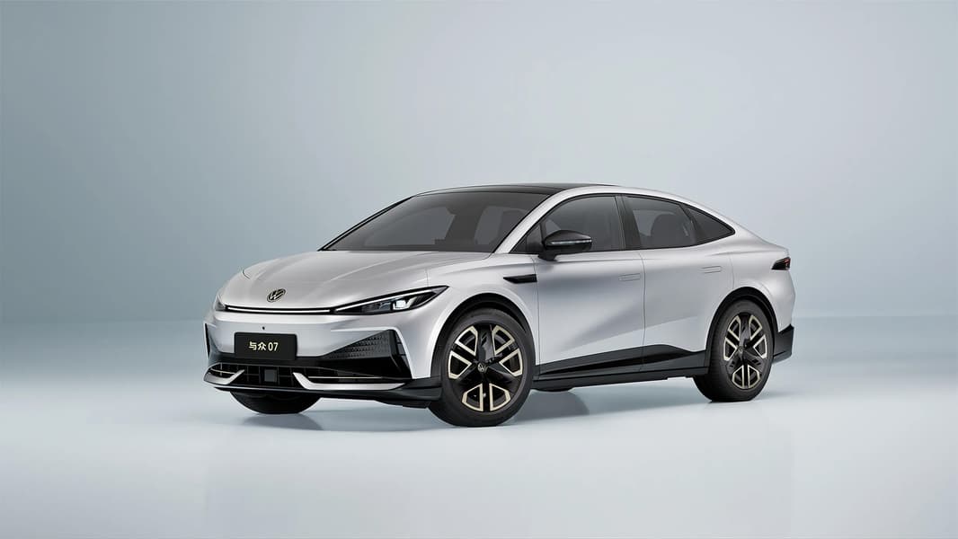 XPeng помог Volkswagen выпустить технологичный лифтбэк ID. Unyx 07 за 110 тыс. юаней (1,2 млн рублей) - 1