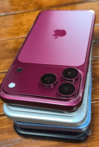 Классический черный вернётся в линейке iPhone 18 Pro - 2