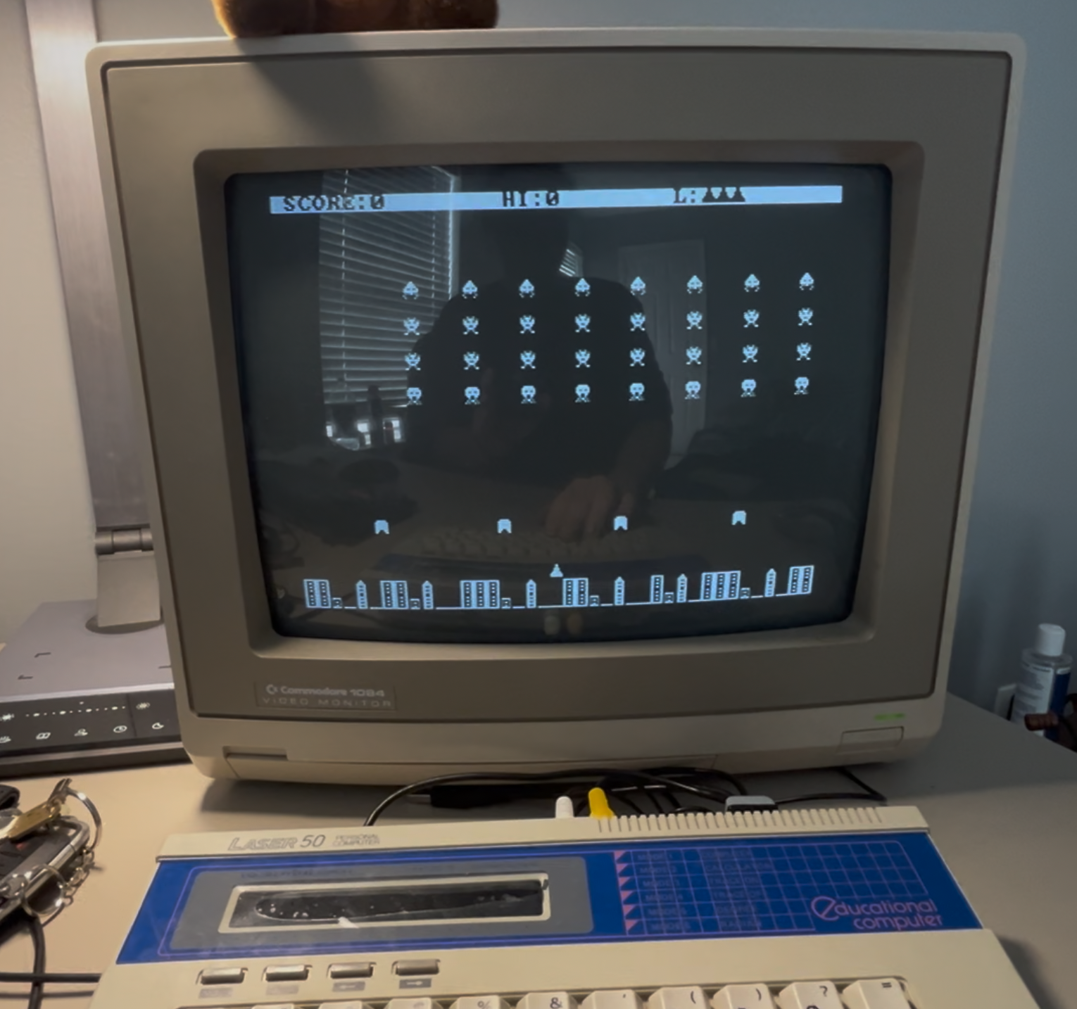 Самодельный «ретрокомпьютер» из трёх Arduino - 3 Built-in Space Invaders clone running on the DAISY-1