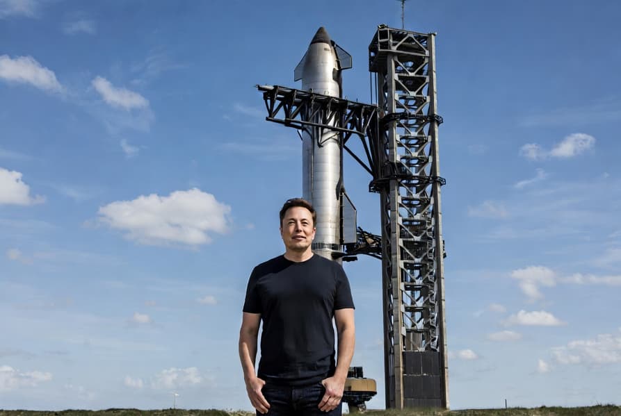 «Либо принимайте, либо отказывайтесь». Такого IPO мир еще не видел, SpaceX официально выходит на биржу с оценкой почти $1,8 трлн - 1