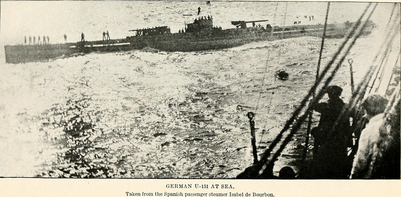 Немецкий подводный крейсер дальнего радиуса действия U-151 в 1918 году