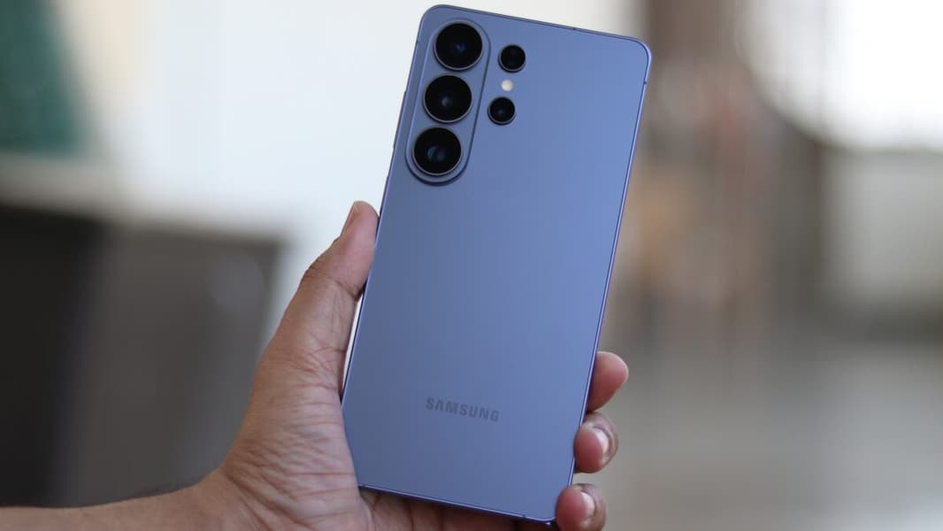 Samsung Galaxy S27 впервые засветился в Сети - 1 Samsung Galaxy S27 впервые засветился в Сети - 1
