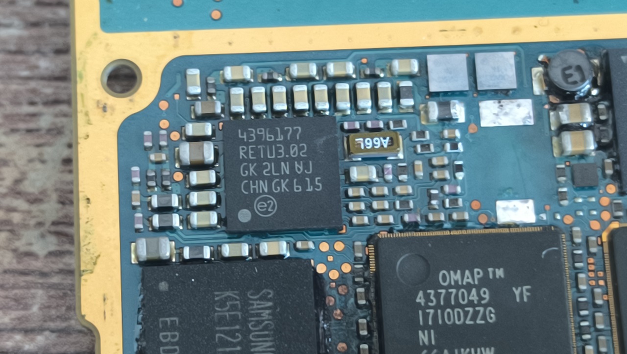 Тайна легендарной Nokia N70: как финны сделали кнопочный смартфон сразу с двумя процессорами - 19 Тайна легендарной Nokia N70: как финны сделали кнопочный смартфон сразу с двумя процессорами - 19