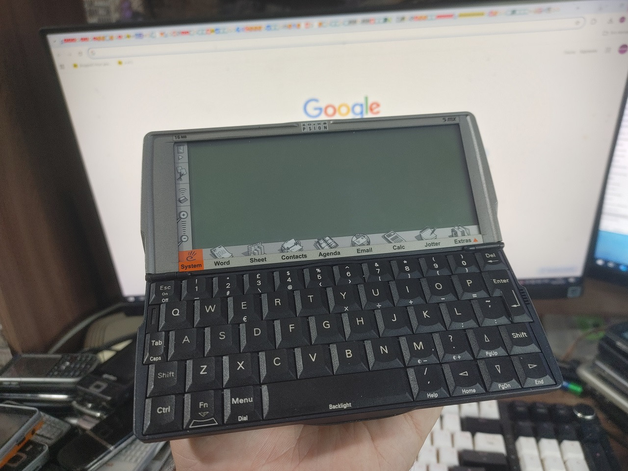 Psion Series 5MX — один из самых массовых КПК на базе EPOC