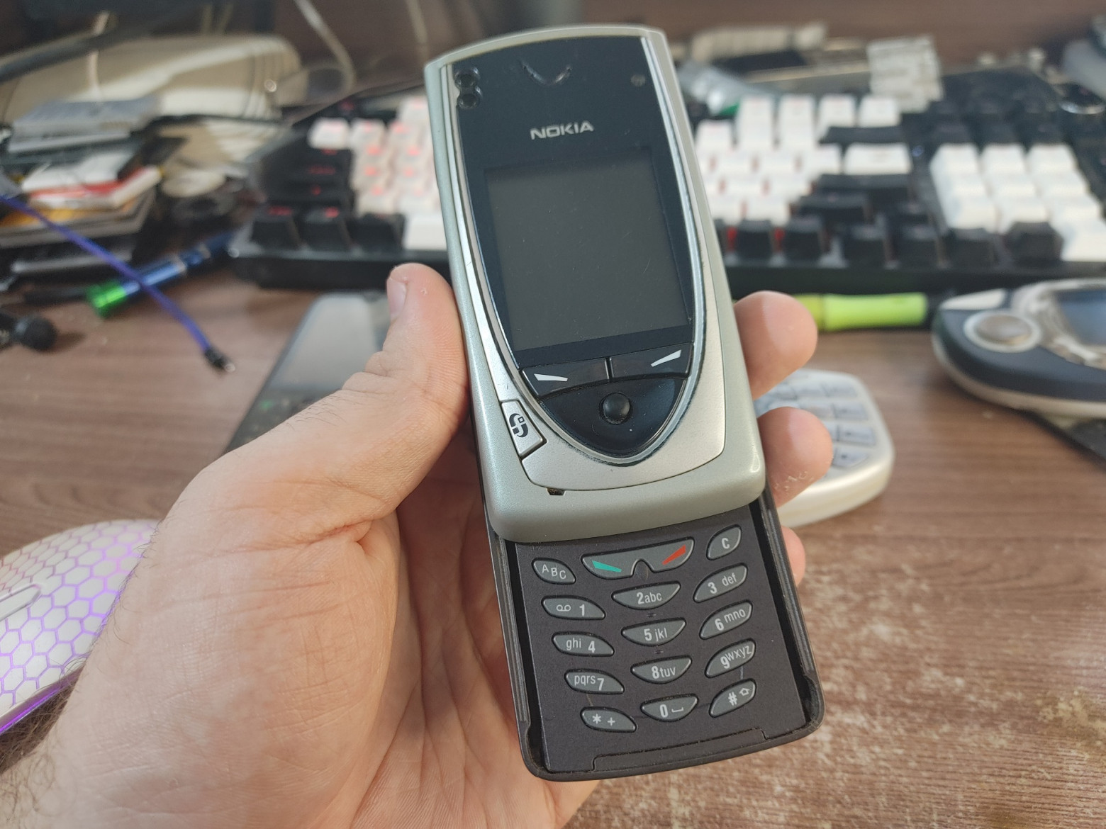 Тайна легендарной Nokia N70: как финны сделали кнопочный смартфон сразу с двумя процессорами - 5 Тайна легендарной Nokia N70: как финны сделали кнопочный смартфон сразу с двумя процессорами - 5