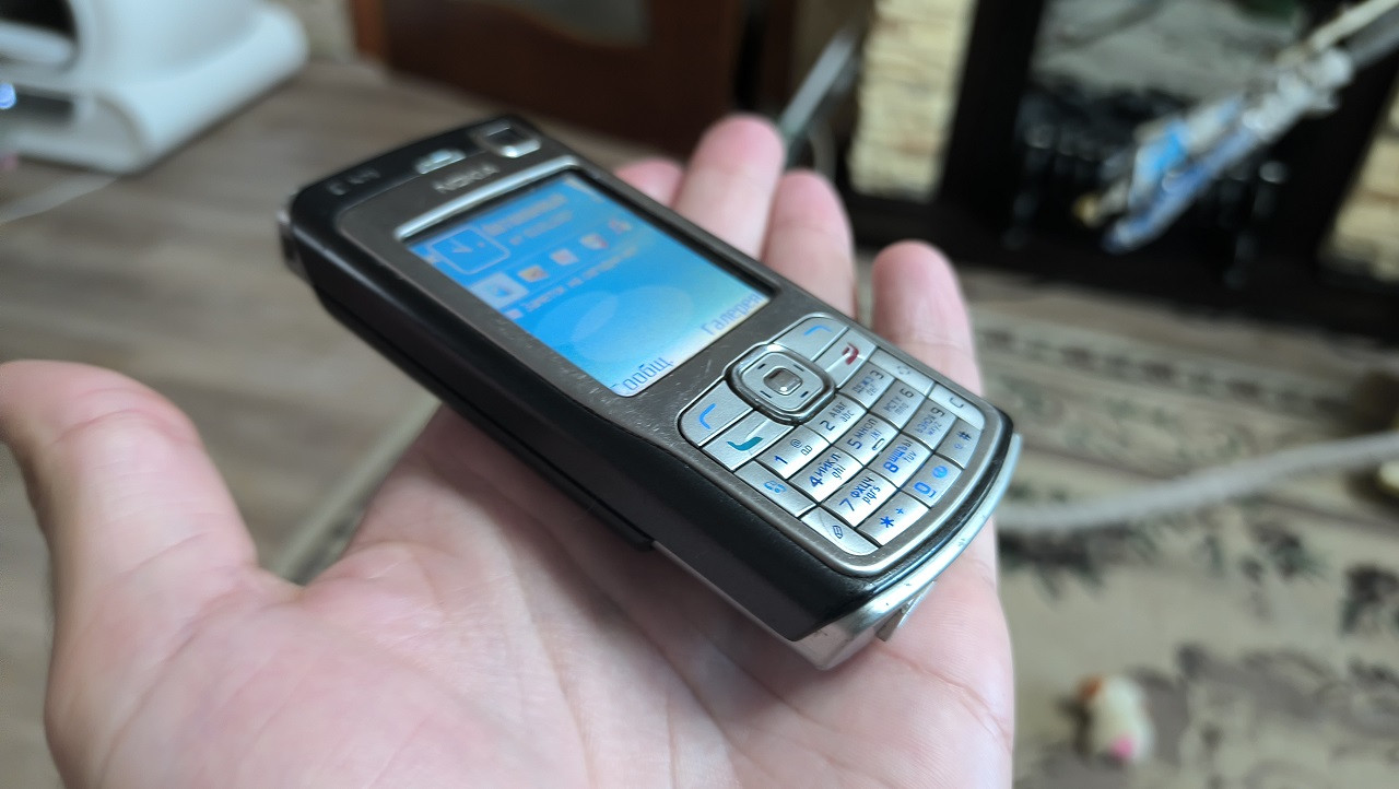 Тайна легендарной Nokia N70: как финны сделали кнопочный смартфон сразу с двумя процессорами - 9 Тайна легендарной Nokia N70: как финны сделали кнопочный смартфон сразу с двумя процессорами - 9